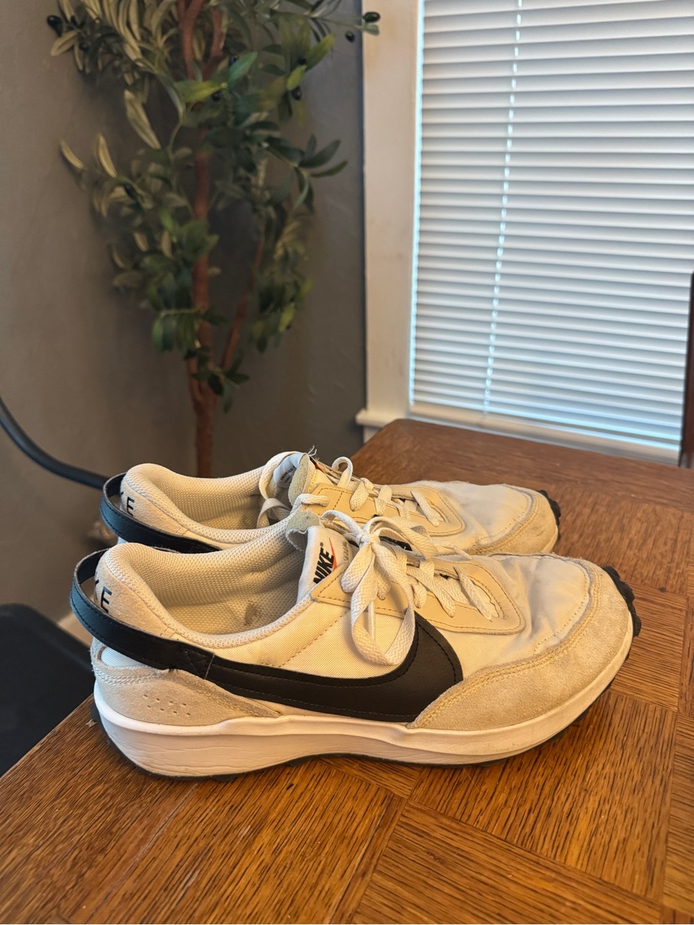 Nike women’s waffle debut